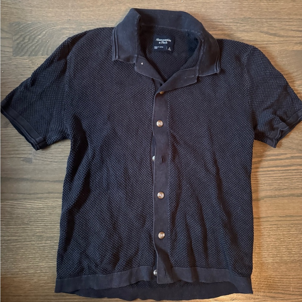 Abercrombie & Fitch Knit Black Button Down Shirt